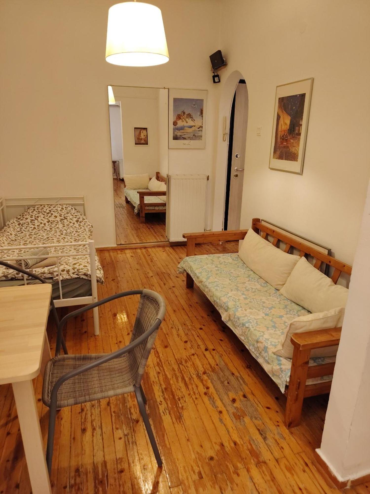 Cosy Open Large Studio By Roman Ruins Helexpo Θεσσαλονίκη Εξωτερικό φωτογραφία