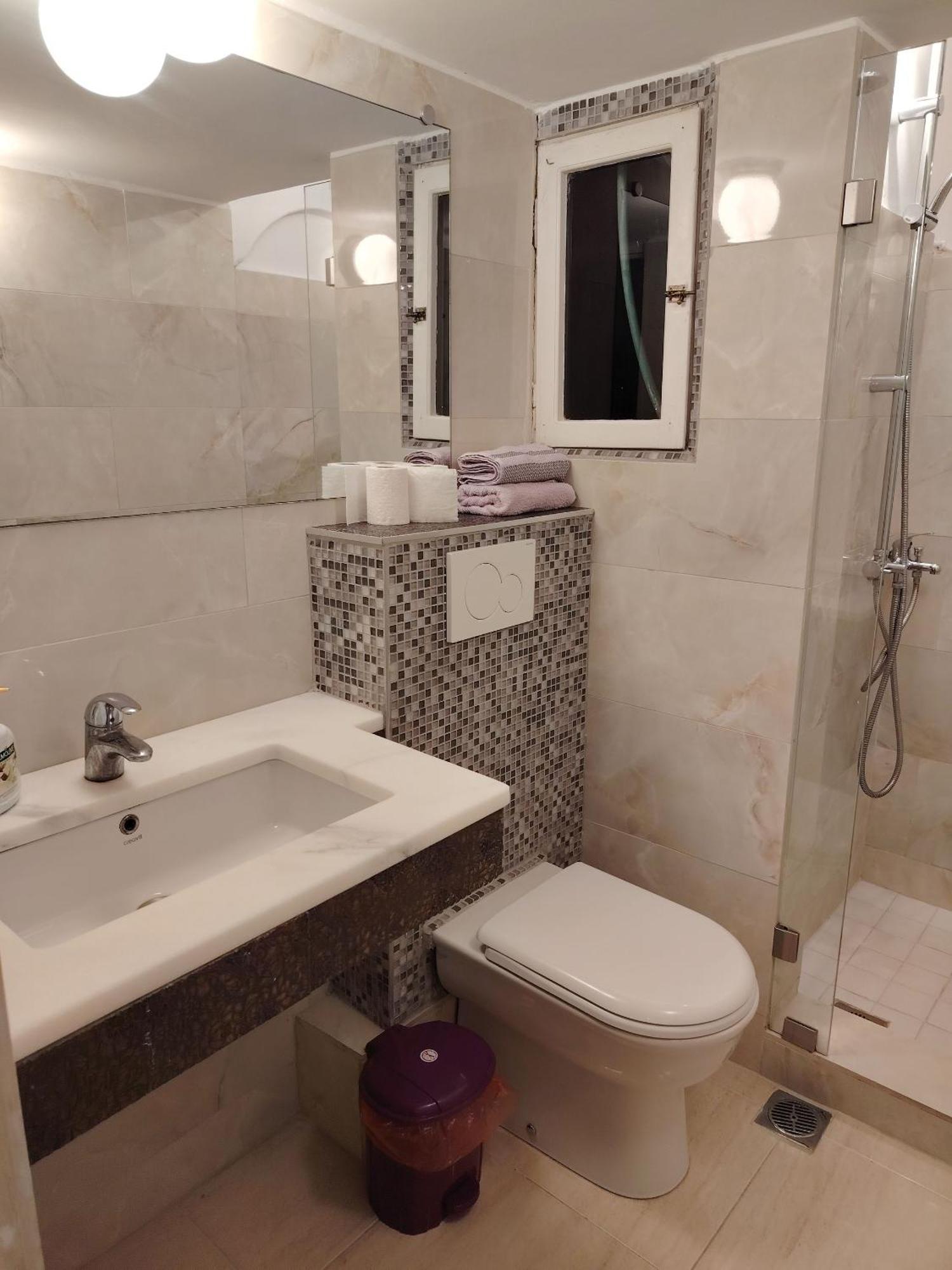 Cosy Open Large Studio By Roman Ruins Helexpo Θεσσαλονίκη Εξωτερικό φωτογραφία