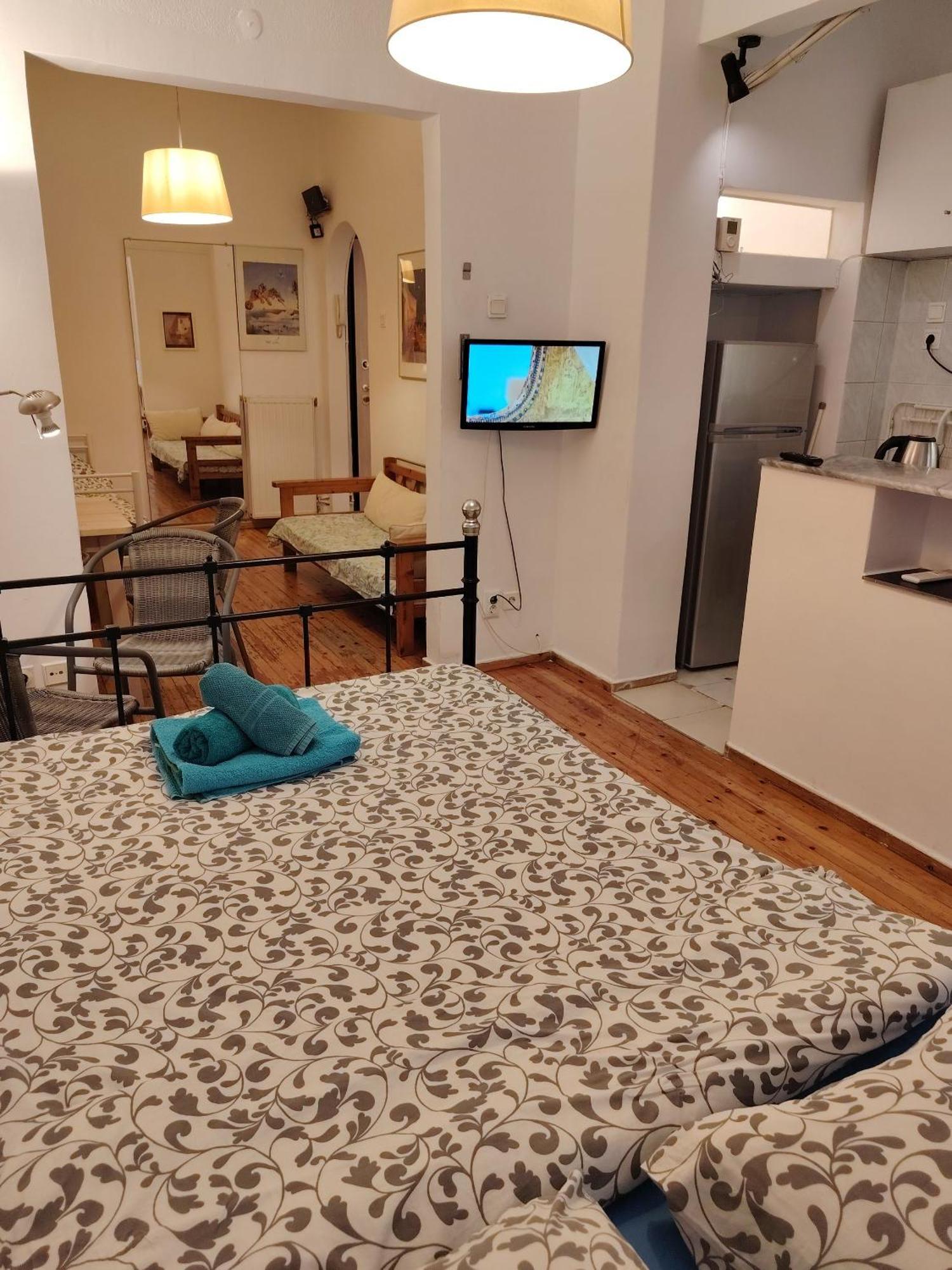 Cosy Open Large Studio By Roman Ruins Helexpo Θεσσαλονίκη Εξωτερικό φωτογραφία